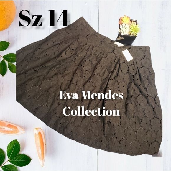 🆕️Eva Mendes Ny&Co Skirt Sz 14 w/pockets! - Picture 1 of 4
